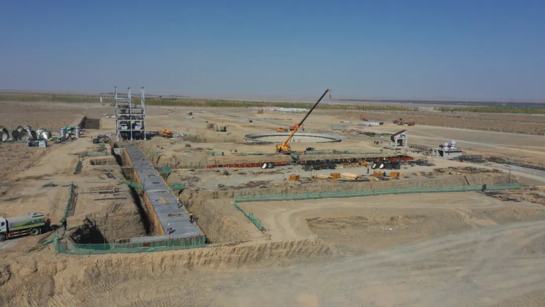 總投資43億，年產(chǎn)值100億！大型集團建筑材料全產(chǎn)業(yè)鏈投資選址項目一期成功完成試機，年產(chǎn)30萬噸石英砂！